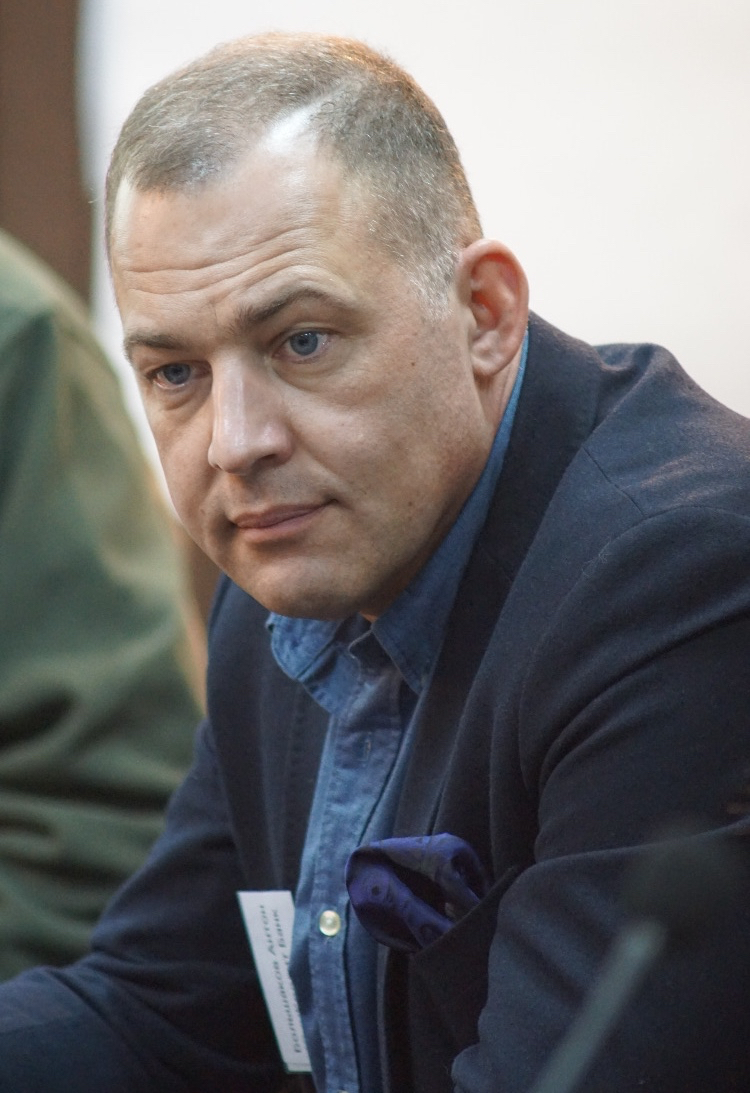 Большаков Антон, ЮниКредит банк