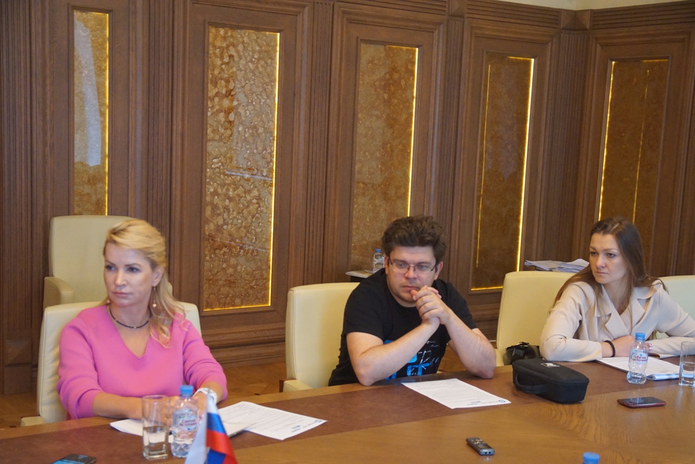 Участники круглого стола в Объединении Строителей Санкт-Петербурга