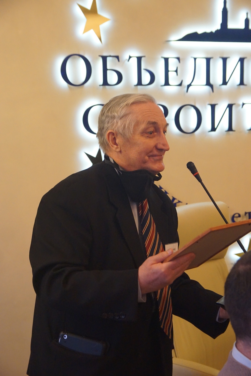 «За выдающийся вклад в развитие банковского PR в Санкт-Петербурге» наградили Владислава Шинкунаса