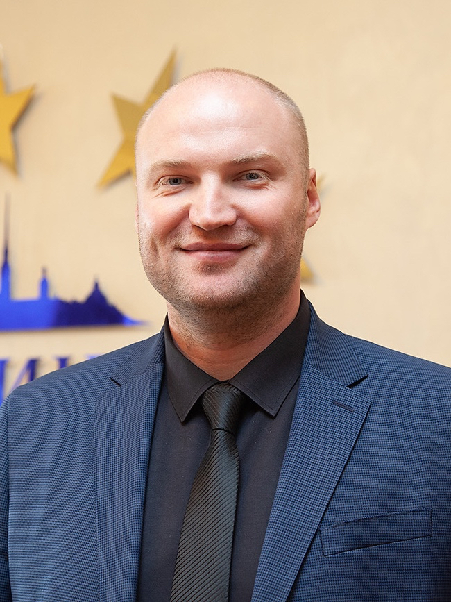 Фёдоров Степан Анатольевич — генеральный директор АО «ЛенОблАИЖК»