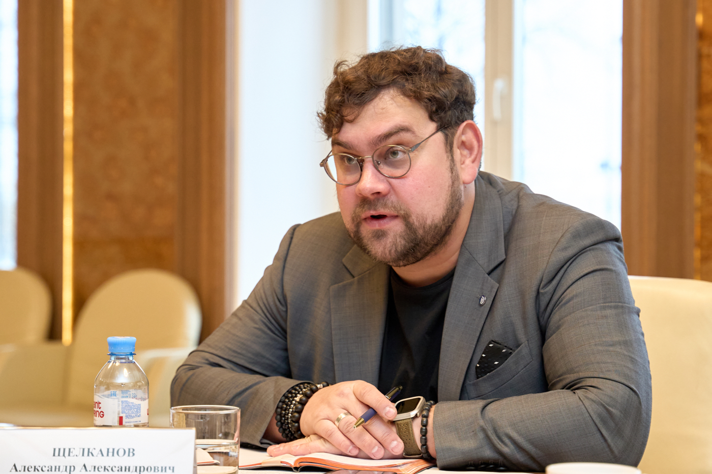 Щелканов Александр Александрович — помощник председателя профильной комиссии по инвестициям Законодательного Собрания Санкт-Петербурга