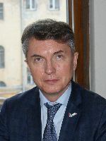 Чагин Дмитрий Алексеевич — представитель регионального штаба ОНФ, председатель правления ассоциации фармпроизводителей