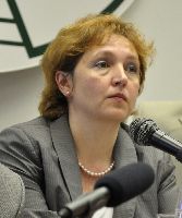 Артамонова Елена Раифовна – главный специалист отдела образовательных учреждений комитета по образованию правительства Санкт-Петербурга