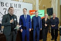 6 �����: ������� �������, ������� ���������